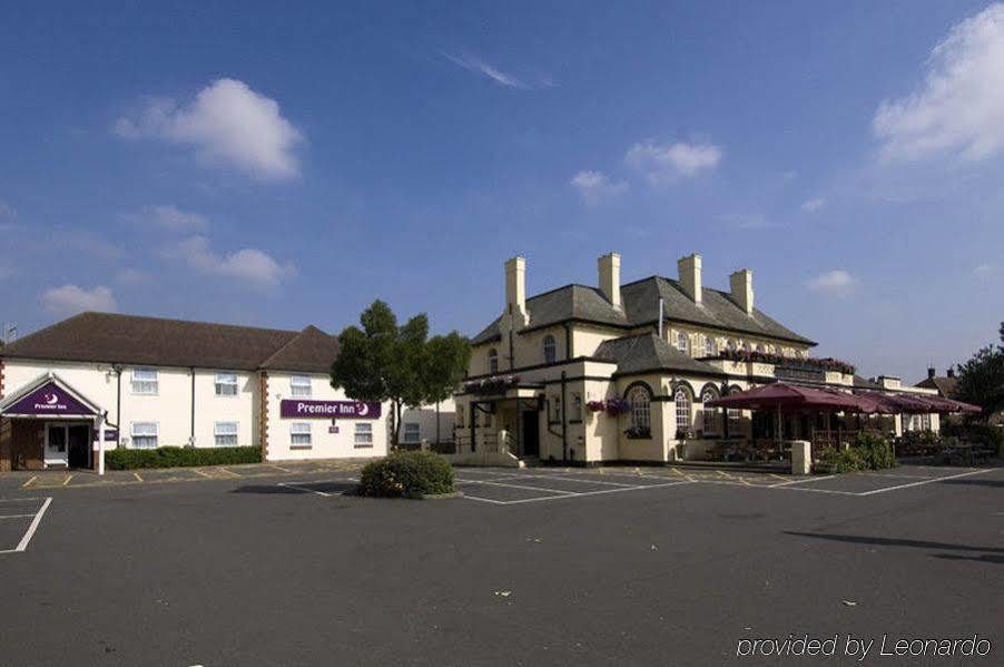Premier London Stadium Hotel 3*